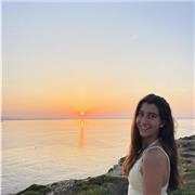 Estudiante en colegios ingleses, con capacidad para enseñar dicho idioma de la manera más eficaz.
